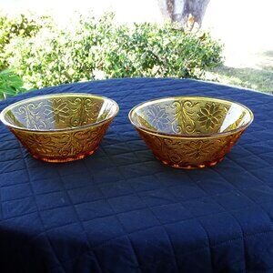 Tiara Sandwich Glass Bowl Pair 8.5" x 3.25"